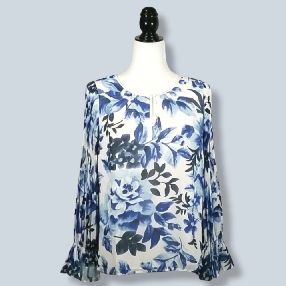 Talbots Women's Blouse Size S Floral Print Lined Ruffled Cuff